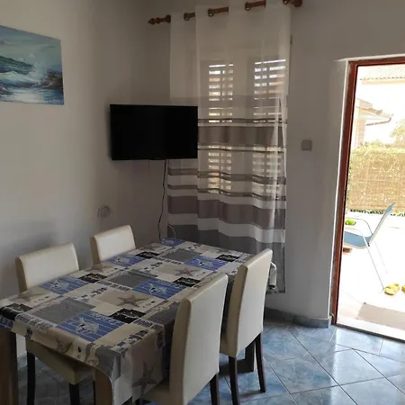 Mara Apartman