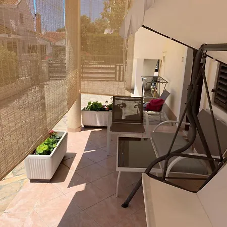 Mara Apartman